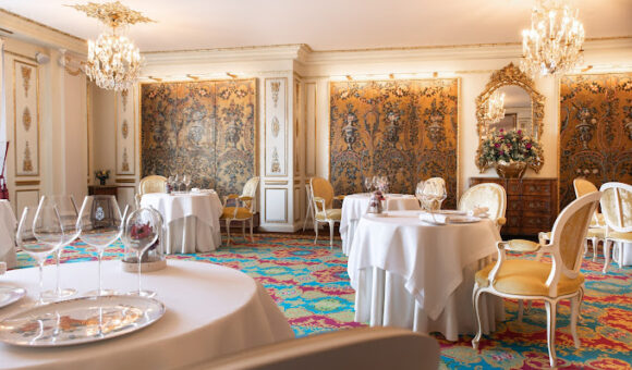 Table du restaurant Chantecler de l'hôtel Le Negresco à Nice